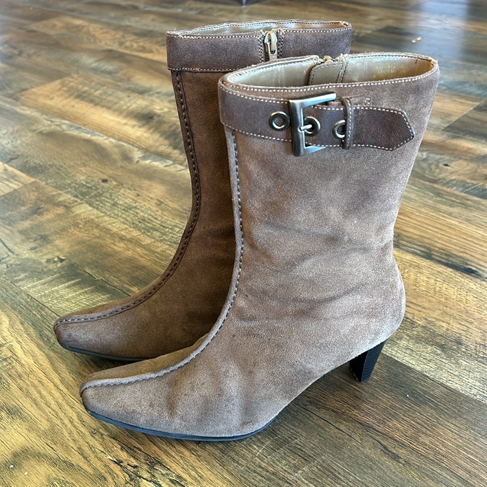 Mossimo Vintage 90’s Brown Suede Heeled Boots with Stitch Detail Silver Buckle